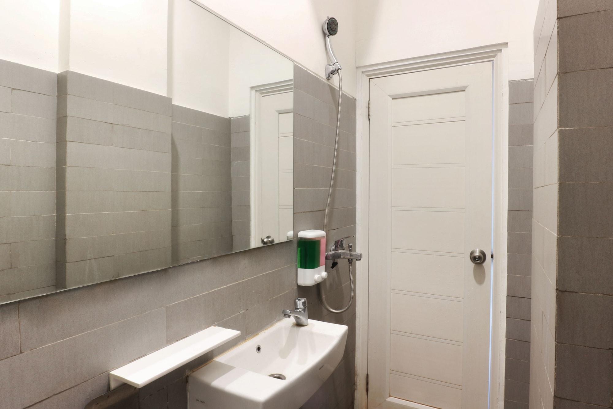 Urbana Homes Syariah Джакарта Экстерьер фото